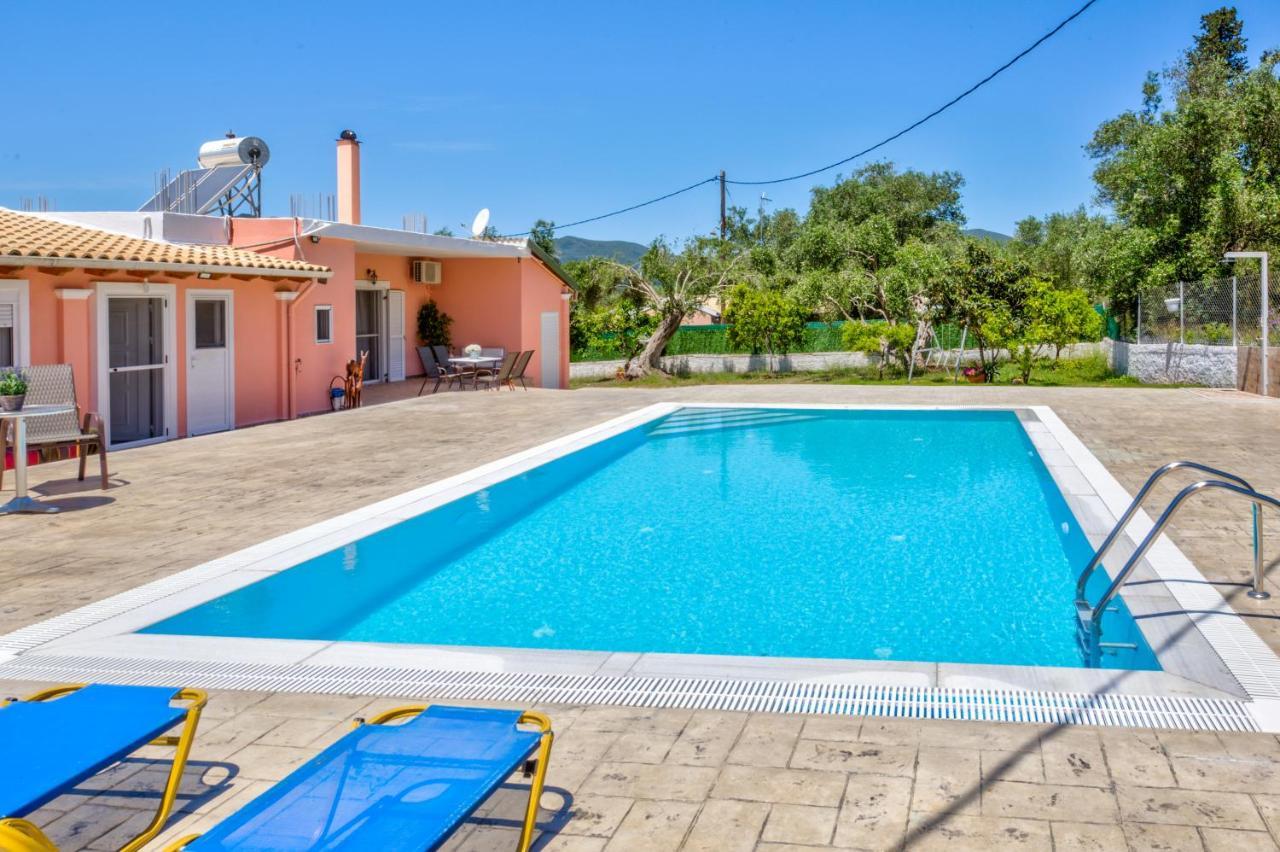 Villazia Exclusive Estate Vila *